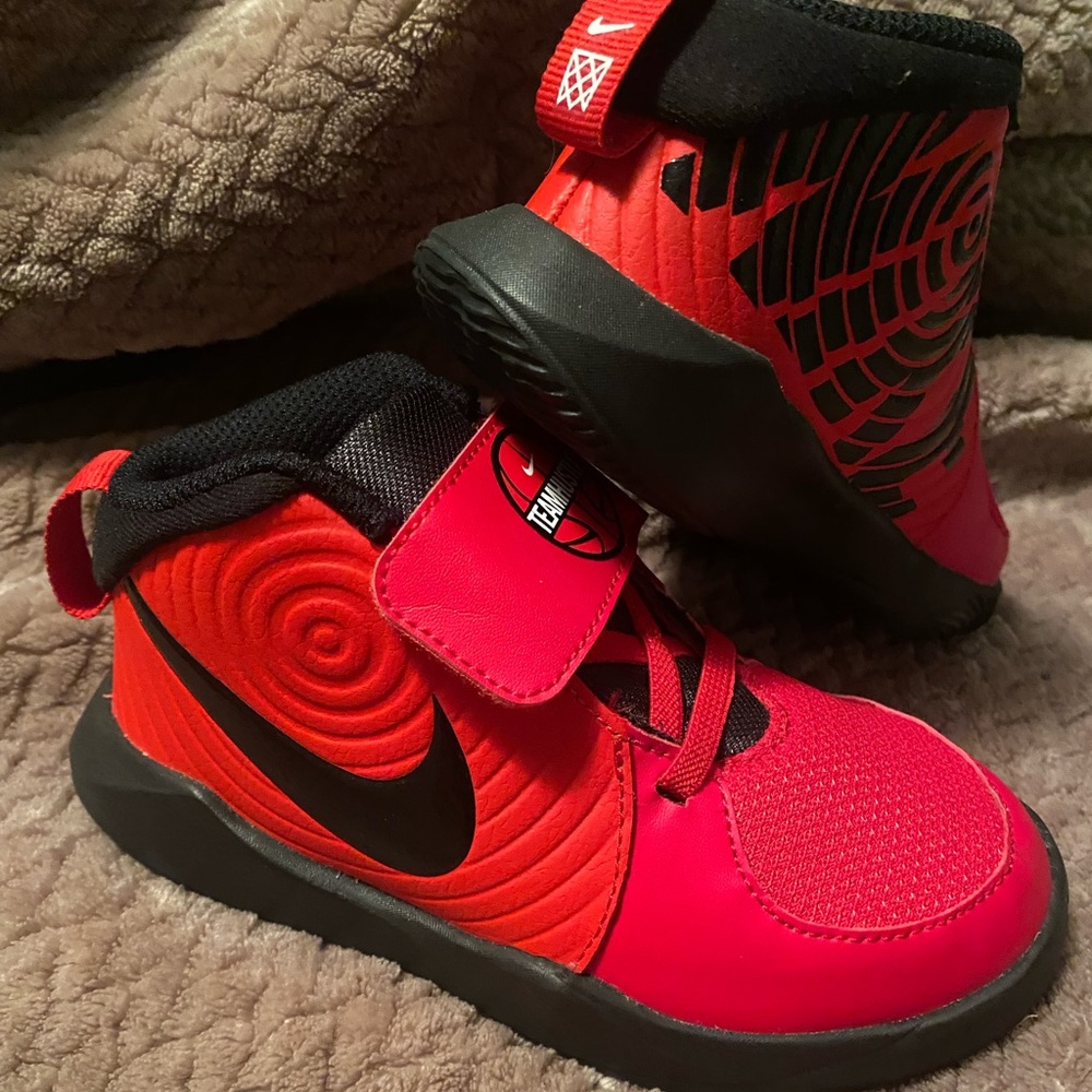Nike high top boys shoes
